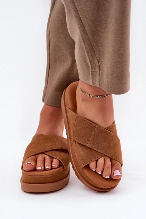 Klapki Damskie Na Platformie Z Przeplatającymi Się Paskami Camel Rinasara