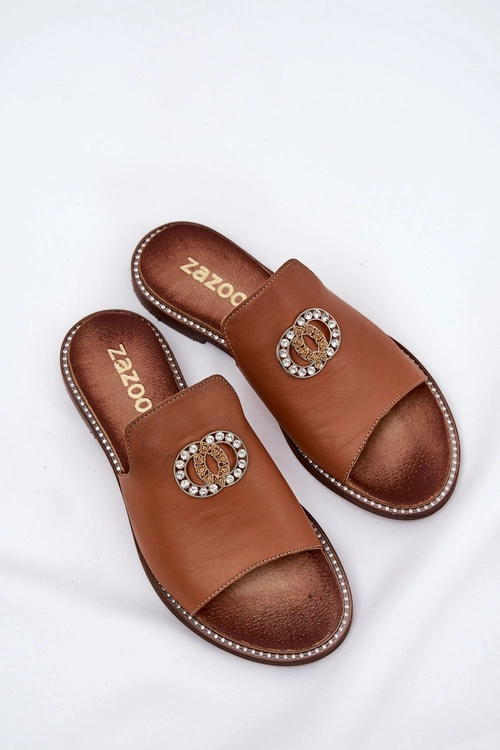 Eleganckie Skórzane Klapki Damskie Z Ozdobą Zazoo 3008 Camel