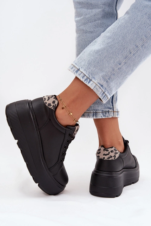 Skórzane Sneakersy Damskie Na Platformie Panterka Vinceza 89144 Czarne