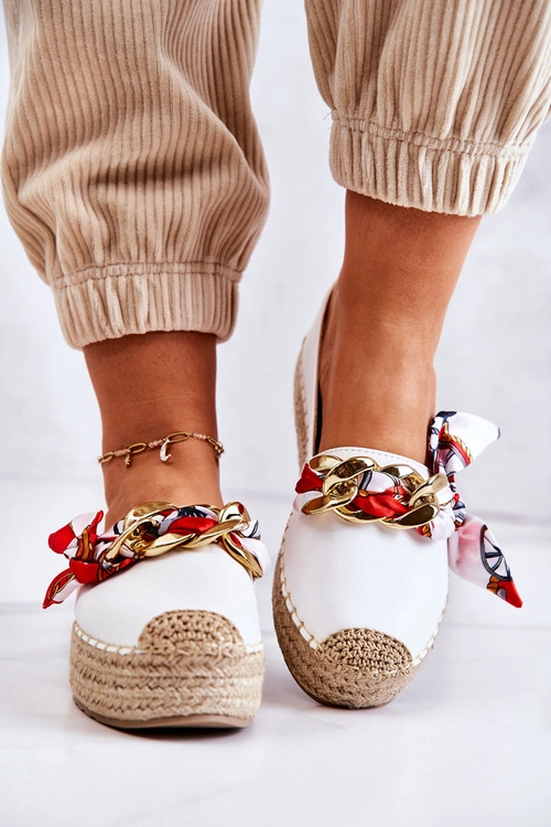 Skórzane Damskie Espadryle Z Łańcuchem Białe Fancy